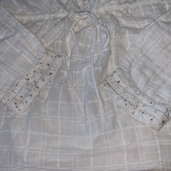 Embellished Beach Cover-Up - Picture 5 of 7